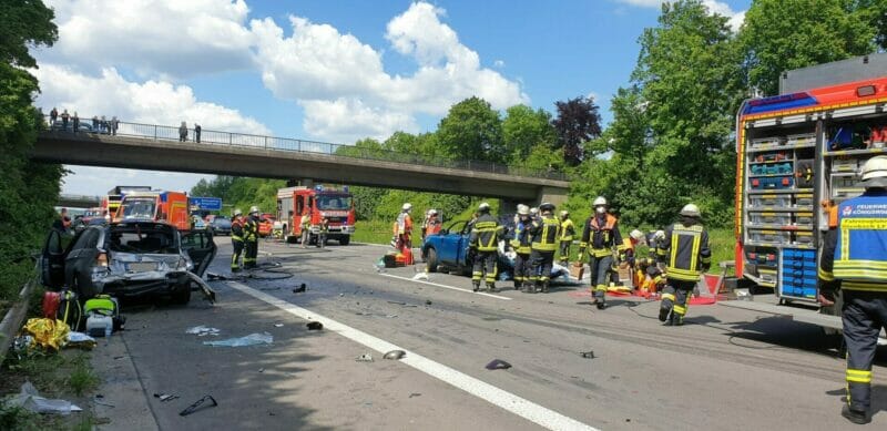 Königswinter: Vier Verletzte bei Verkehrsunfall auf Autobahn A 3 im Siebengebirge