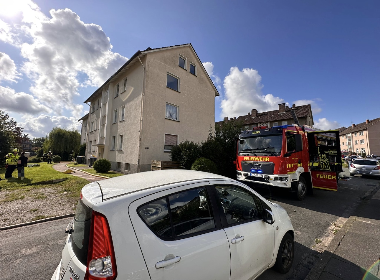 Detmold: Menschenleben in Gefahr - Wohnungsbrand in Remmighausen