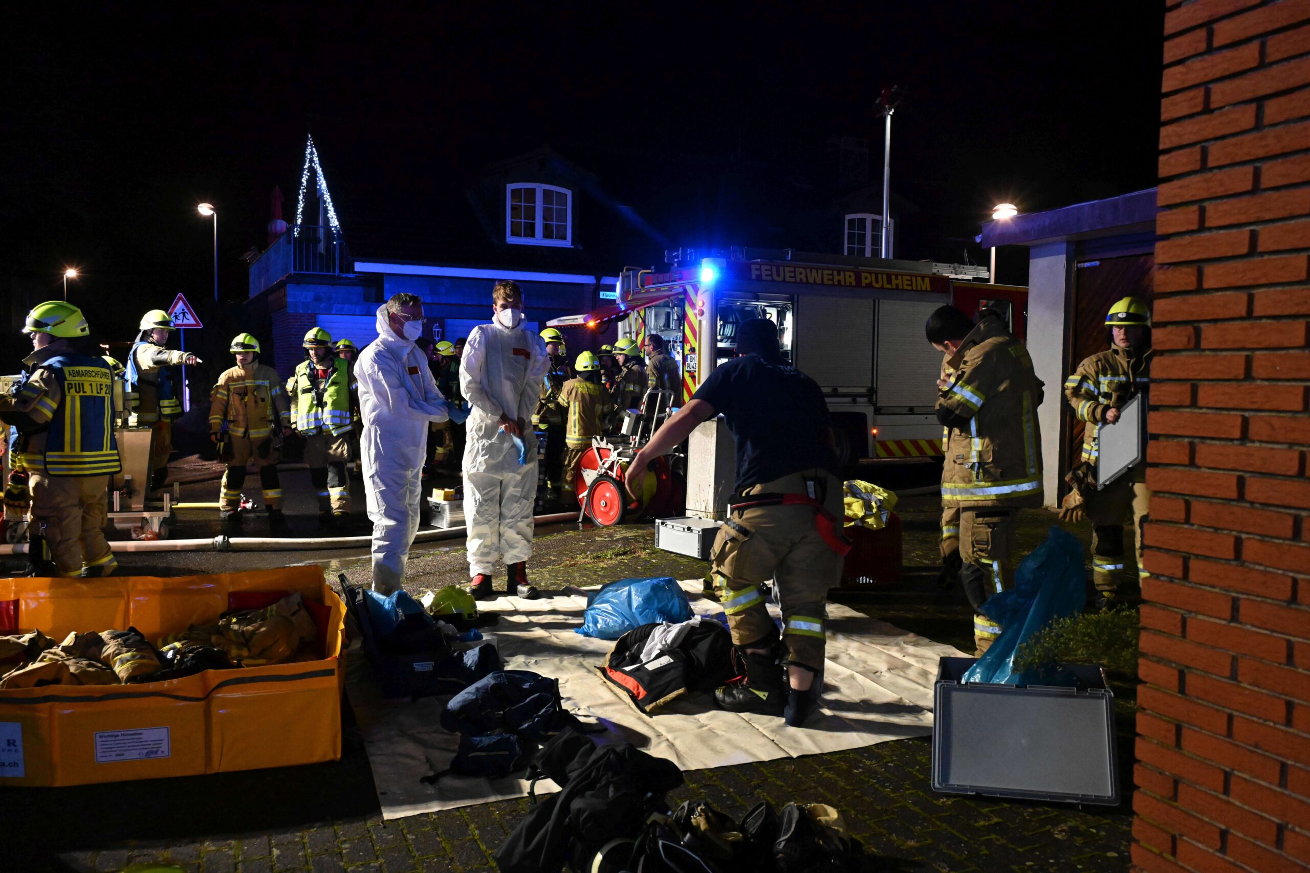Pulheim: Feuer in Einfamilienhaus - zwei Schwerverletzte