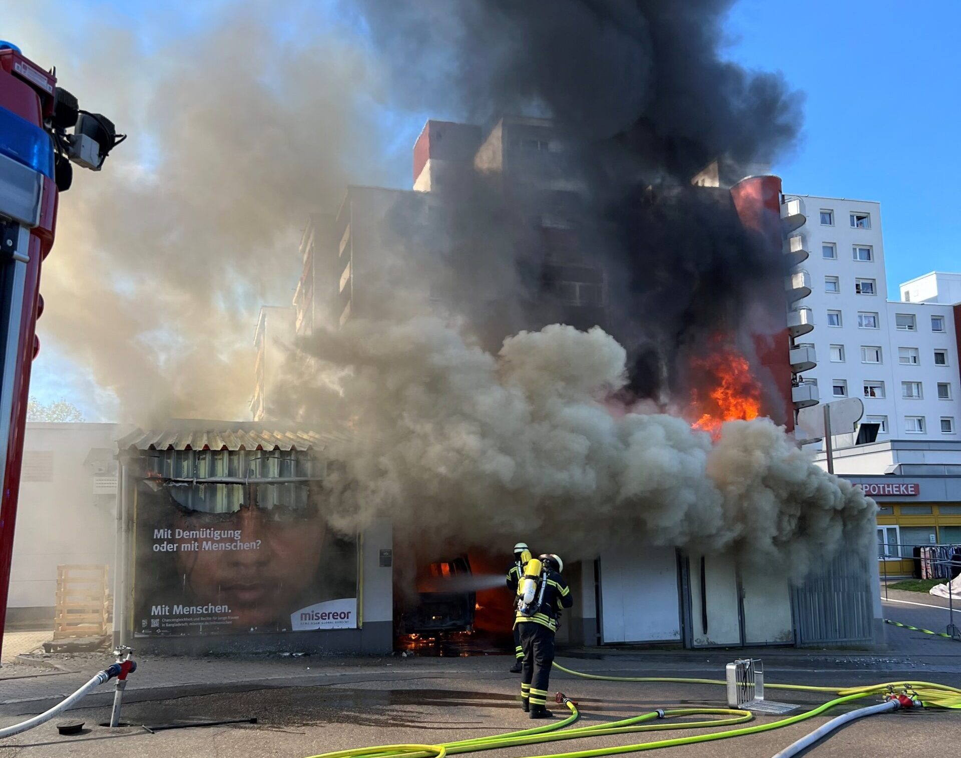 Pforzheim: Großbrand an einem Supermarkt