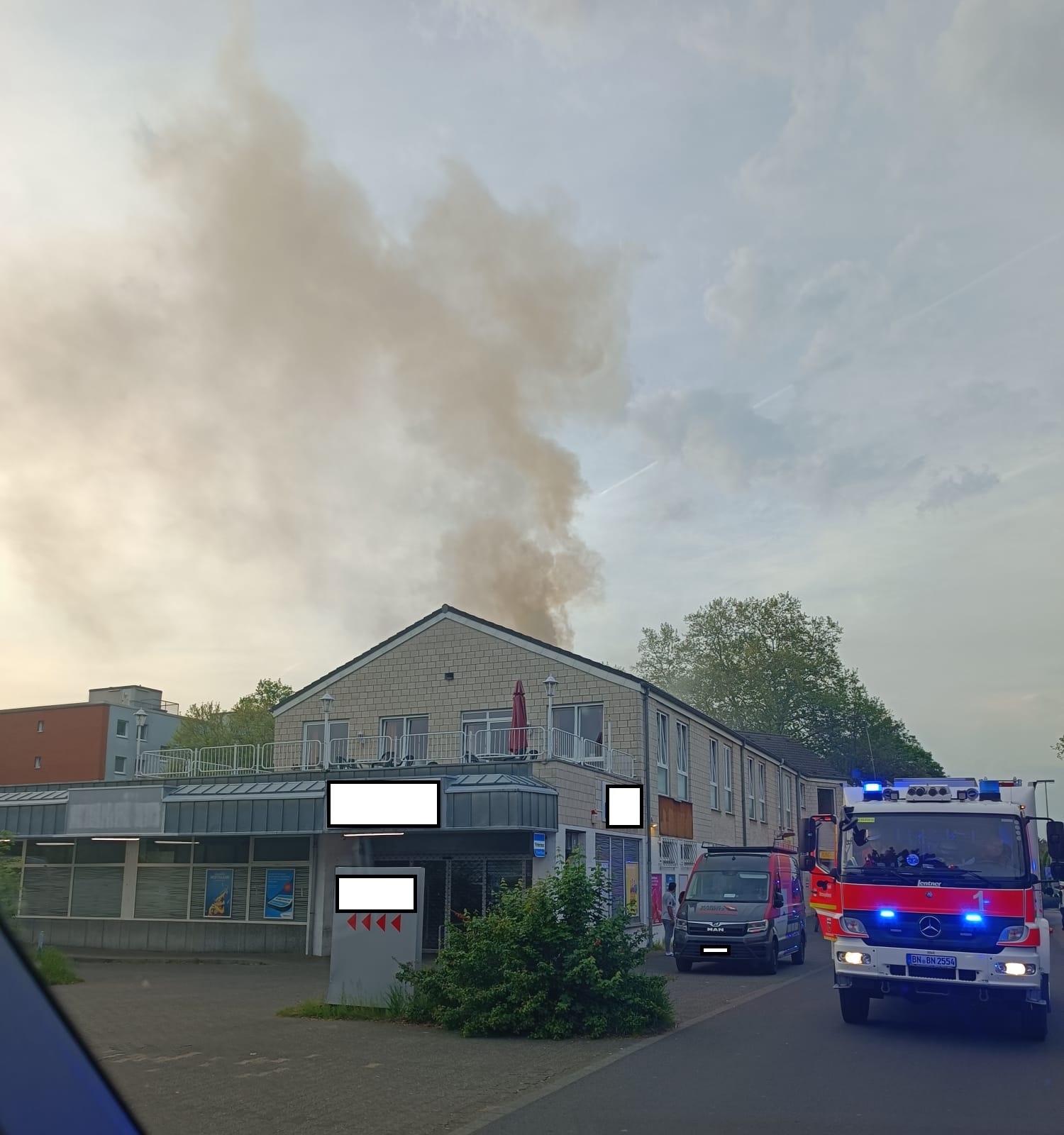 Bonn: Küchenbrand in einem Restaurant - zwei verletzte Personen
