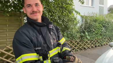 Dortmund: Feuerwehr befreit Küken aus Kanalschacht