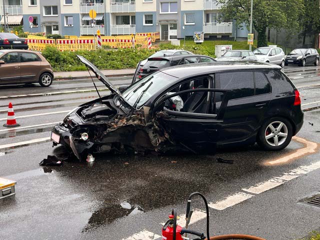 Eschweiler: Verkehrsunfall auf der Indestraße